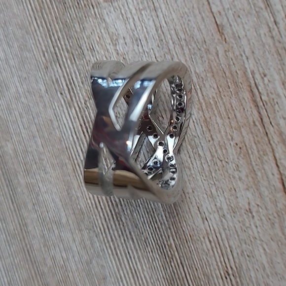 NIB STERLING SILVER WHITE TOPAZ CRISS CROSS RING - Picture 8 of 10